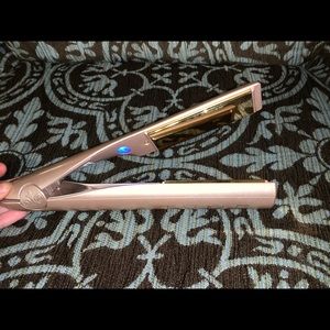 Flat iron and curling wand